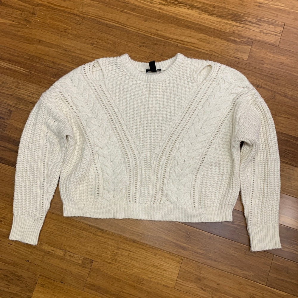 EXPRESS Cream Cable Knit Cutout Shoulder Sweater Women's‎ Size Large Cozy Winter